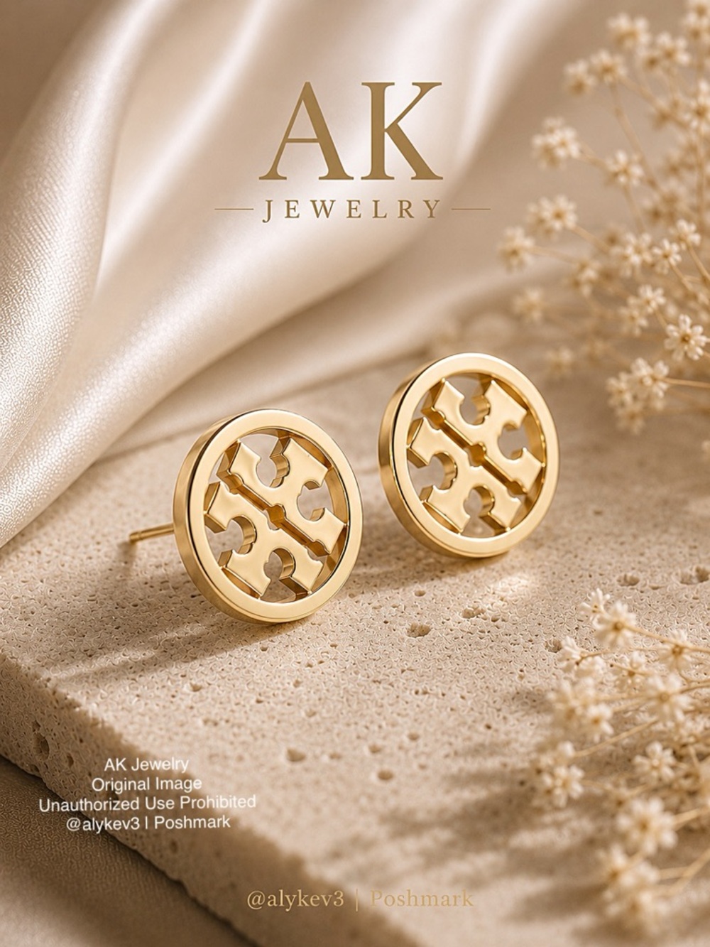 💎EARRINGS Gold Stud Round Hexagon, Needle Pierced Design